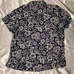 Load image into Gallery viewer, Vintage 90s Blue Floral Hawaiian Print Button Down Shirt
